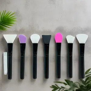 Silicone Mud Mask Beauty Tool Stirring Brush Skin Care Makeup Applicator Tool Black Wood Handle