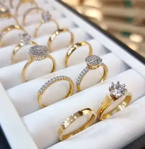 10k 14k 18k emas asli padat Gra bersertifikat Vvs Moissanite berlian pernikahan pertunangan cincin pasangan Set pengantin untuk pria wanita