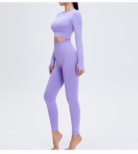 Haut de sport à manches longues pour femme, motif lettres, pour yoga et course, avec short de sport à taille élastique et fermeture respirante quadridirectionnelle - Product Image 2
