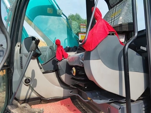 Excavadora usada Kobelco SK140LC en buenas condiciones Venta DE FÁBRICA DE Japón Componentes básicos incluidos Bomba de caja de cambios de motor - Product Image 6