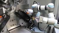 Robot collaboratif universel UR18 de haute précision et stable avec moteur, boîte de vitesses, API et pince personnalisée pour la manipulation de plaquettes de circuits imprimés 3C