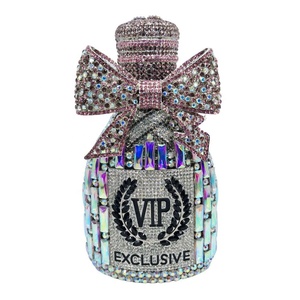 Amiqi MRY188 2024 Abendtasche in Weinflaschenform, Kristall-Clutch, Bankett-Handtasche, Party-Dinner-Tasche mit Strasssteinen - Product Image 1