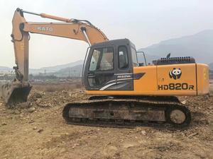 Used CE ISO Certified 8 Ton Kato HD820R Mini Crawler Excavator Serviced Compact <strong>Tracked</strong> <strong>Digger</strong> Landscaping Utility Work - Product Image 3