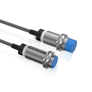 สวิตช์ตรวจจับวัตถุแบบเหนี่ยวนำ รุ่น M18 ซีรีส์ 220V AC แบบ 2 สาย ชนิดฝัง/ไม่ฝัง ระยะตรวจจับ 5 มม. 8 มม. - Product Image 1