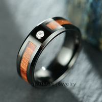 Bague de mode pour hommes Bague de mariage en carbure de tungstène à bord biseauté noir de 8mm Bague de mariage en tungstène avec incrustation de zircon Bague de mariage en bois de tungstène