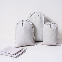 Sac cadeau en velours avec cordon de serrage, pochette pour bijoux et accessoires, pour bracelets, colliers, cadeaux, sacs de rangement pour cartes de tarot et runes, noir