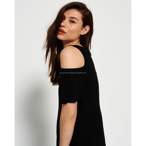Camiseta de hombros fríos con cuello en V profundo para mujer, camisas de hombros fríos personalizadas de colores personalizados para mujer con material de tela transpirable - Product Image 2