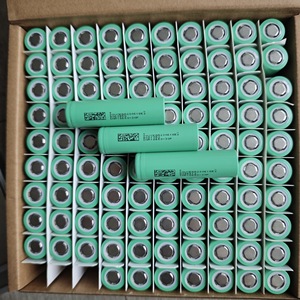 Batería Recargable de Iones de Litio de Alta Corriente 18650 30P 20A 3000mAh 10C 3.7V para Portátil, Diseñada para un Rendimiento Óptimo - Product Image 1