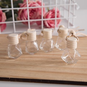 OEM Eco-Friendly Refillable Aromatherapy <b>Essential</b> <b>Oil</b> <b>Diffuser</b> Hanging Glass Bottle for Car & Home - Product Image 6