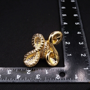 Anillo llamativo con cabeza de serpiente texturizada exagerada para mujer, chapado en oro vintage, banda ajustable abierta y retorcida, joyería de dedo estilo punk para fiesta - Product Image 5