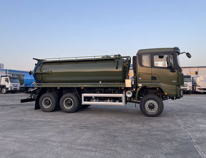 Camion <span class=keywords><strong>d</strong></span>'aspiration des eaux usées Shacman X3000 <span class=keywords><strong>vert</strong></span> tout-terrain 6x6 personnalisé avec deux pompes à huile, adapté aux travaux hivernaux. - Product Image 4