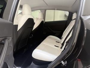 <span class=keywords><strong>Tesla</strong></span> Model <span class=keywords><strong>Y</strong></span> <span class=keywords><strong>Performance</strong></span> <span class=keywords><strong>2023</strong></span> : Améliorations et design élégant - Product Image 2