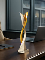 Trophée Créatif Branche Dorée Feuille de Jade Personnalisé en Métal, Cristal et Résine avec Texte Gravé – Récompenses d'Entreprise pour Réunions Annuelles