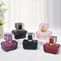 Flacon de parfum carré en verre multicolore de luxe, flacon vide haut de gamme pour vaporisateur de parfum, emballage cosmétique personnalisé avec impression