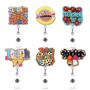 Porte-badge rétractable décoratif pour enseignant et étudiant, avec clip crocodile, vente en gros - Product Image 2