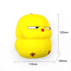 Grand jouet anti-stress en PU en forme de poulet jaune à yeux bouclés, à rebond lent, pour la décompression et la gestion de l'agression - Product Image 3