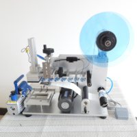 Machine d'étiquetage semi-automatique électrique manuelle avec impression de date pour bouteilles plates et carrées – Étiqueteuse adhésive