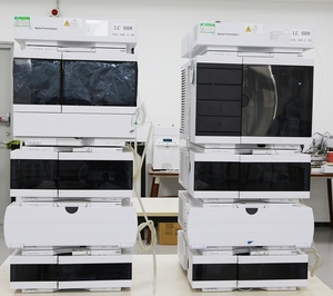 Equipo de Cromatografía en Capa Fina Agilent 1260 II de Segunda Mano, con Software Mejorado, Inyección Automática, Detector DAD, 5-FID OS - Product Image 1