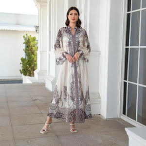 Túnica Larga de Manga Larga para Mujer Musulmana, Estilo Oriente Medio, con Bordado, Tela Estampada y Falda con Pedrería Termoadhesiva - Product Image 4