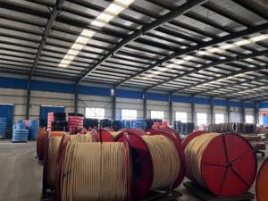 High Synthetic <b>Rubber</b> Hydraulic <b>Hose</b> Assembly for Excavators Loaders Construction Equipment Cutting ISO9001 Certified - Product Image 3