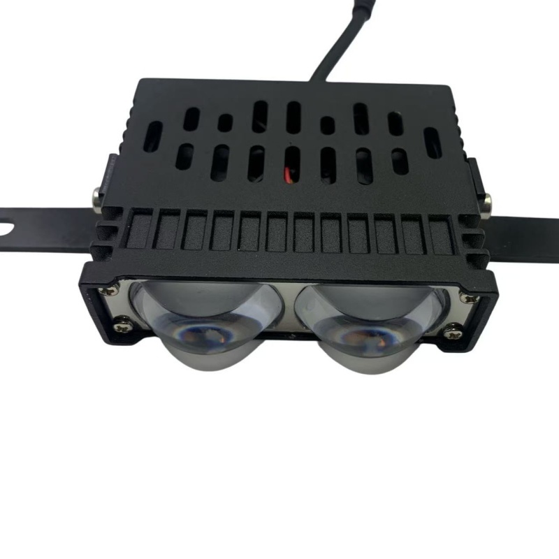 Universal YL3 30W 24V Dual Lens LED Projector Grille Spotlight Off Road 4x4 Truck Driving Work Light
