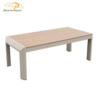 Allwetter-Aluminium-Gartensofas Outdoor-Möbel Hotel-Innenhof-Balkon 5-Sitzer Komfortables Terrassen-Sofa-Set mit Teak-Dekor