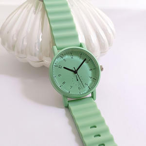 WJ-11242 도매 아니 로고 공장 럭셔리 고무 시계 여성 사용자 정의 로고 여자 실리콘 스트랩 시계 여성용 - Product Image 3