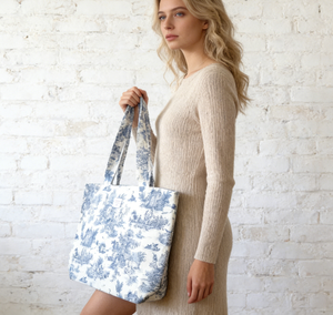 Sac fourre-tout en <span class=keywords><strong>toile</strong></span> <span class=keywords><strong>de</strong></span> <span class=keywords><strong>Jouy</strong></span> - Sac fourre-tout en <span class=keywords><strong>toile</strong></span> <span class=keywords><strong>de</strong></span> <span class=keywords><strong>Jouy</strong></span> fait à la main - Sac en coton réutilisable avec impression intégrale, logo personnalisé, étiquettes personnalisées - Product Image 3