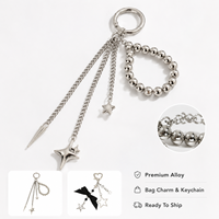 Porte-clés Pendentif Étoile Cœur en Métal Tendance avec Pompon, Accessoire de Sac, Décoration de Sac à Main, Chaîne de Clés en Alliage Électroplaqué