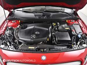 Mercedes Benz GLA 2.1 TDI Diésel Automático 4MATIC AWD 7G DCT 2015, SUV Compacto de Lujo Usado, Euro 6, Bajo Mantenimiento - Product Image 3