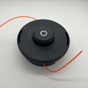 Tête de coupe <span class=keywords><strong>AUTOCUT</strong></span> 25-2 compatible avec les débroussailleuses <span class=keywords><strong>Stihl</strong></span> FS65-4, FS66, FS66R, FS70C, noire, avec filetage inversé M10x1.25 - Product Image 2