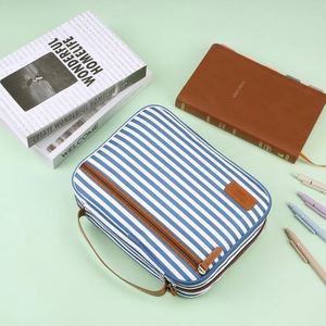 Échantillon gratuit : Étui de protection pour livre, sac d'église, sac à Bible avec emplacements pour stylos et poche zippée / Cadeau pour femme, directement de l'usine - Product Image 3