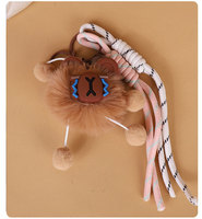 Porte-clés de voiture en peluche ours de dessin animé tendance, semi-fait main, pendentif de sac, petit cadeau pour sac à dos d'enfant