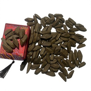 Maroki Luxe – Cendres d'agarwood artisanales, encens aromatique vietnamien et chinois, brûleur à parfum en bois naturel, utilisation toutes saisons - Product Image 1