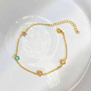 Nueva Pulsera de Oro Chapado en 18K Estilo Coreano con Circonita Cúbica, Diseño de Flor, Pulsera Delicada para Chicas - Product Image 2