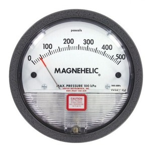 Manomètre différentiel MagneHelic 120 mm 100 kPa Précision 0,5 Type à aiguille Utilisation en laboratoire - Product Image 4