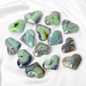 Vente en gros de sculptures de cœur en pierre naturelle, pierre précieuse, cristal, agate verte pomme, pour la décoration - Product Image 5