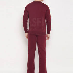 Traje de sudor transpirable de tamaño personalizado hecho en Pakistán para hombres de talla grande para uso en invierno al aire libre MOQ bajo - Product Image 4