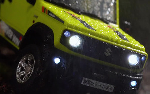 Coche de Control Remoto <span class=keywords><strong>Suzuki</strong></span> <span class=keywords><strong>Jimny</strong></span> 2.4G Proporcional RTR Eléctrico con Sonido, Luces LED y Humo, Escala 1/16, SUV <span class=keywords><strong>RC</strong></span> con Remolque, Juguete de Regalo - Product Image 5