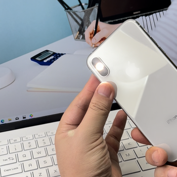 ไทเทเนียมสีขาว