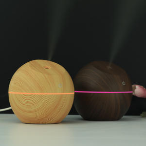 YX-020 เครื่องทำความชื้นแบบ USB ลายไม้พร้อมไฟ LED สำหรับใช้ในบ้านบนเดสก์ท็อปความจุน้อยกว่า 0.5 ลิตร - Product Image 2