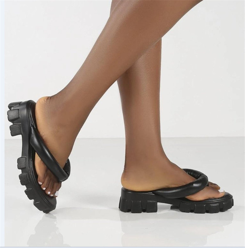 Summer Girls Flip Flops Sandals Thick Sole Clip-toe Large Size Women's Flip-flops Slippers