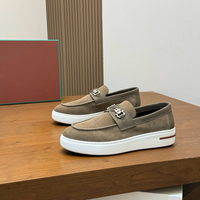 Mocassins en daim pour hommes de style designer de haute qualité, chaussures décontractées à plateforme, boucle en métal, cuir souple, patchwork, semelle en caoutchouc