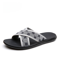 Chaussons de créateur pour femmes de haute qualité, personnalisation du logo, chaussons légers pour hommes, sandales d'extérieur tendance pour hommes