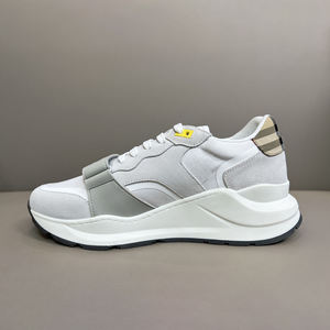 Thick mesh sports shoes, in solid color design, with rounded <b>toe</b> shape, laced closure, and with footrest <b>support</b> function. - Product Image 3