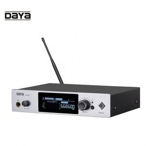 Blanco PSM300 Sistema de monitor en la oreja Micrófono inalámbrico clásico 2 canales 125DB UHF Vocal Stage Performance Dayators Metal - Product Image 4