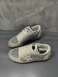 В наличии: кроссовки унисекс в стиле корейской моды, искусственная кожа, подкладка из натуральной кожи, эффект потертости, белые, повседневные, парные - Product Image 6