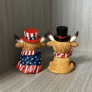 Statue en résine de vache des Highlands pour le 4 juillet, ornement de bureau sur le thème de la fête de l'Indépendance - Product Image 3