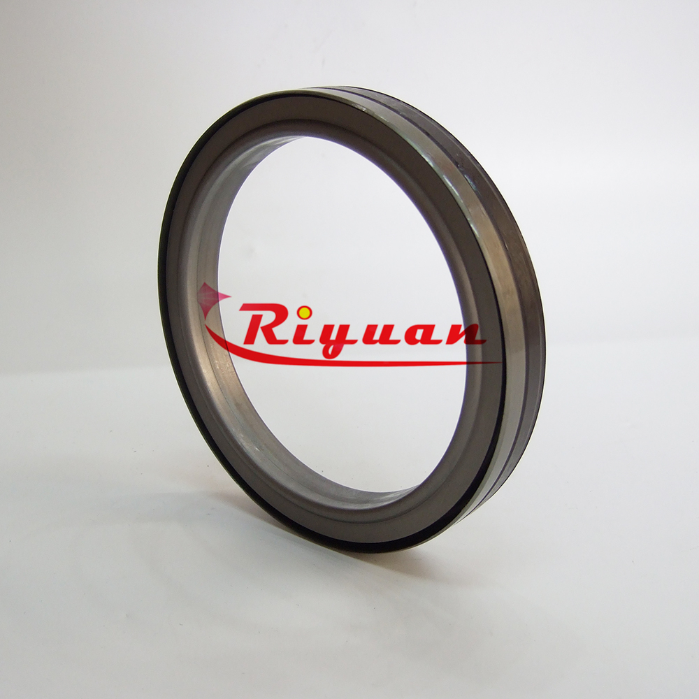Isuzu Crankshaft Rear Oil Seal 897617309 for 6WG1 6WF1