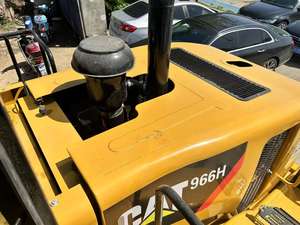 รถตักดิน CAT 966H เครื่องจักรก่อสร้างที่มีประสิทธิภาพสูงควบคุมด้วยไฟฟ้าขับเคลื่อนบนถนน - Product Image 6